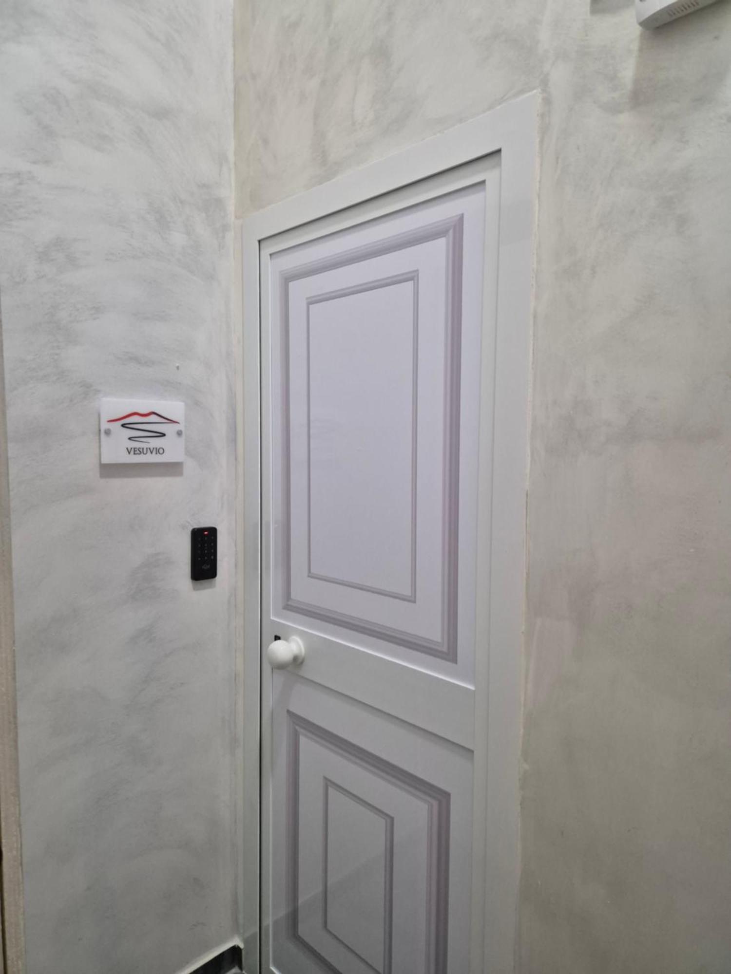 Clale Rooms Naples Luaran gambar